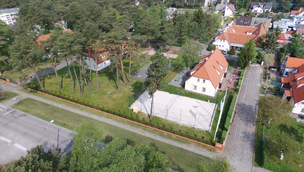 Osrodek Wypoczynkowy Merkury Mrzeżyno Buitenkant foto